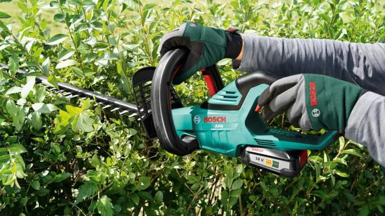 10 Different Cordless Hedge Trimmers